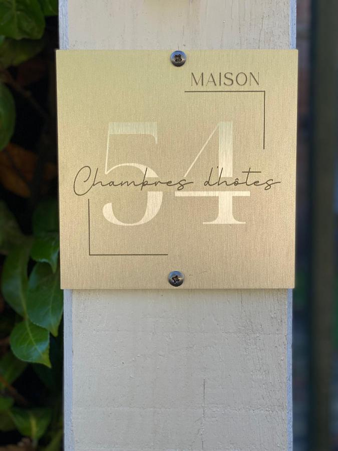 Maison 54 Bernay  Exteriör bild
