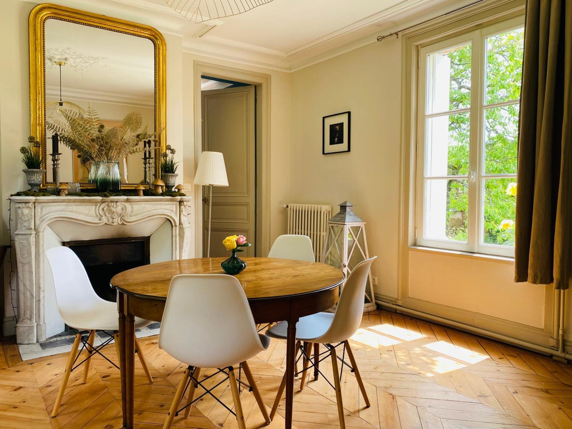 Maison 54 Bernay  Exteriör bild